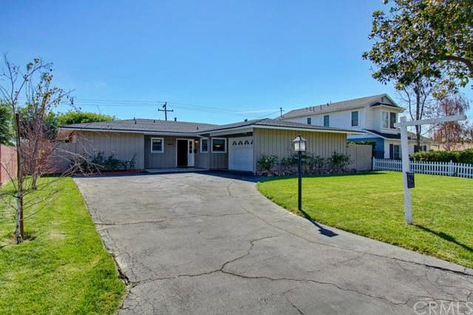 1st image of 16468 Janine Dr