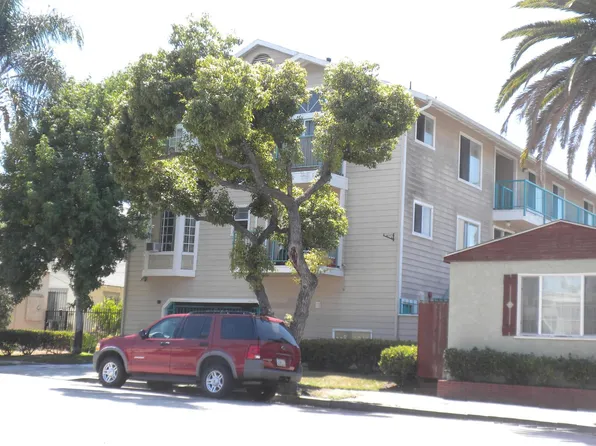 EE925F*, 845 Redondo Ave APT 203, Long Beach, CA 90804