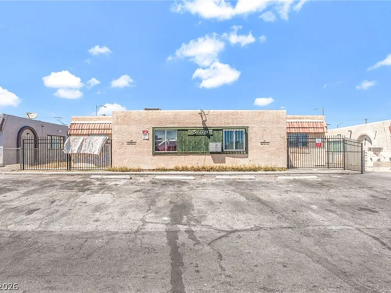 5309 W Cheyenne Ave #3 — Photo 17