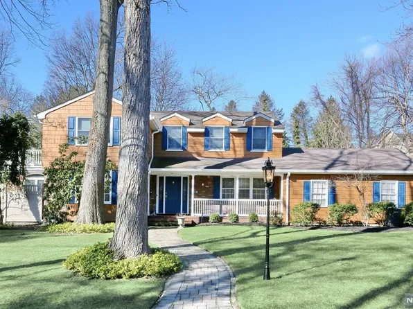 5 Berkshire Rd, Woodcliff Lake, NJ 07677