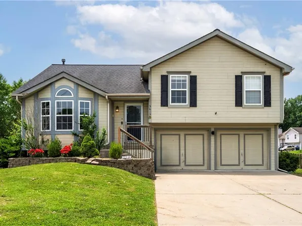 5615 N Richmond Ave, Kansas City, MO 64119