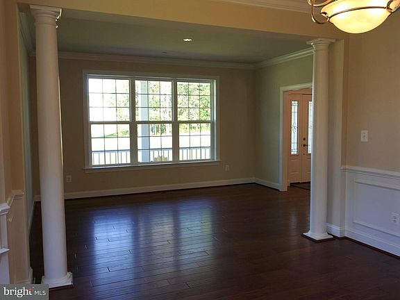 4th image of 29720 Eldorado Farm Dr