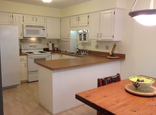 6117 Creek View Trl, Minnetonka, MN 55345