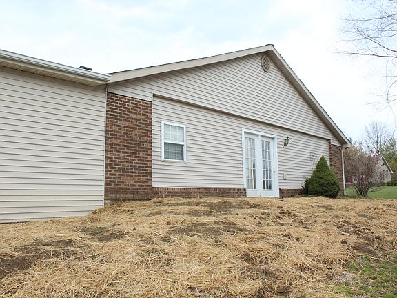 5th image of 2317 Cedarwood Dr
