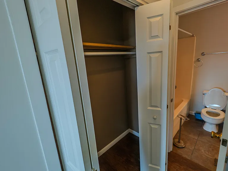 707 Walker Rd — Photo 29