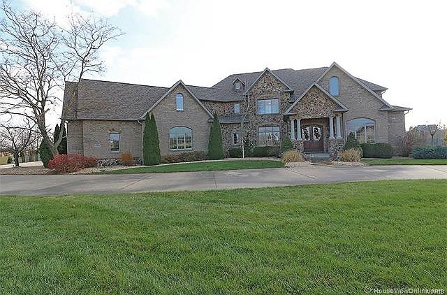 1st image of 616 Royal Lake Dr