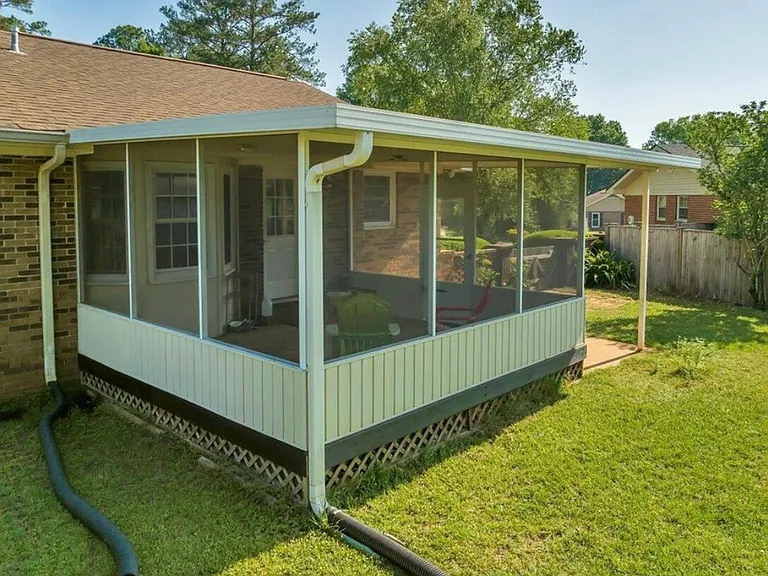 904 Chapel Ridge Dr — Photo 21