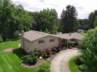 20990 Lujon Dr, Northville, MI 48167