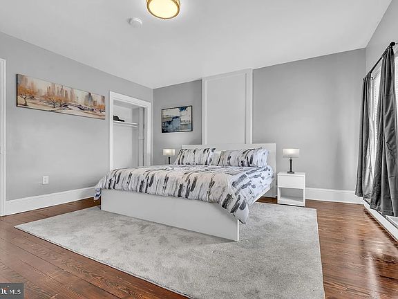 5th image of 905 W Marshall St APT 2