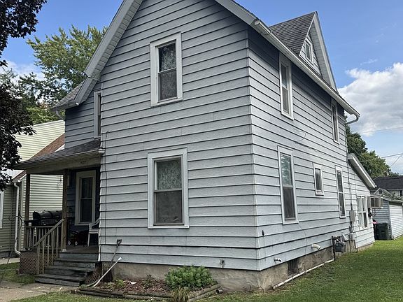2nd image of 407 W 6th St