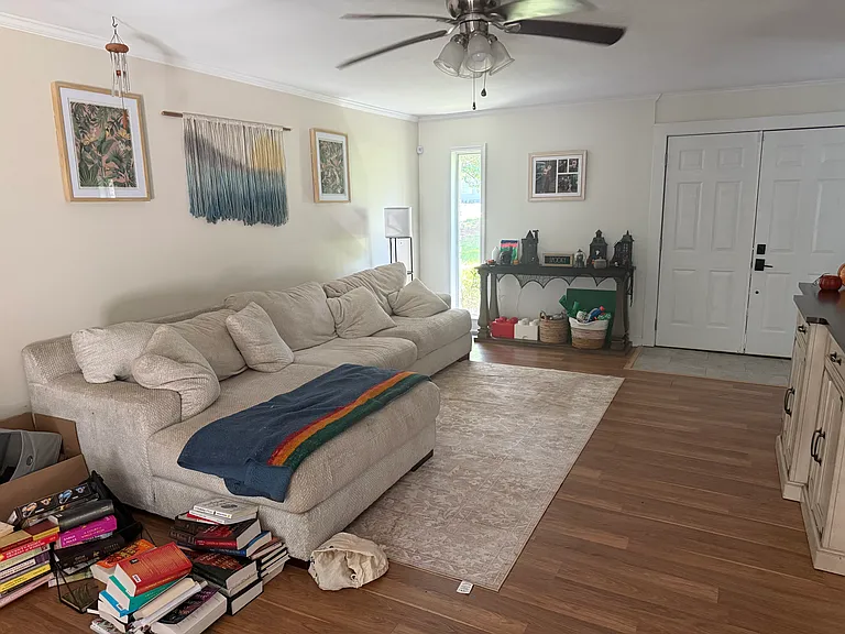 702 E Pinetree Blvd — Photo 22