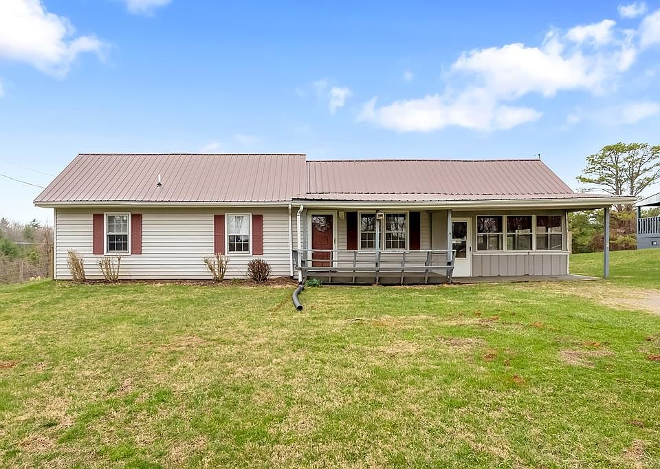 1st image of 701 Lincoln Rd