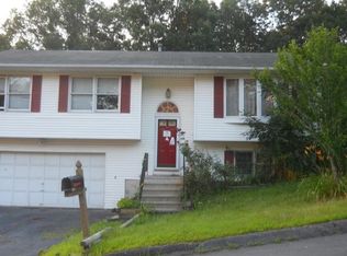 87 Cushman St, Waterbury, CT 06704