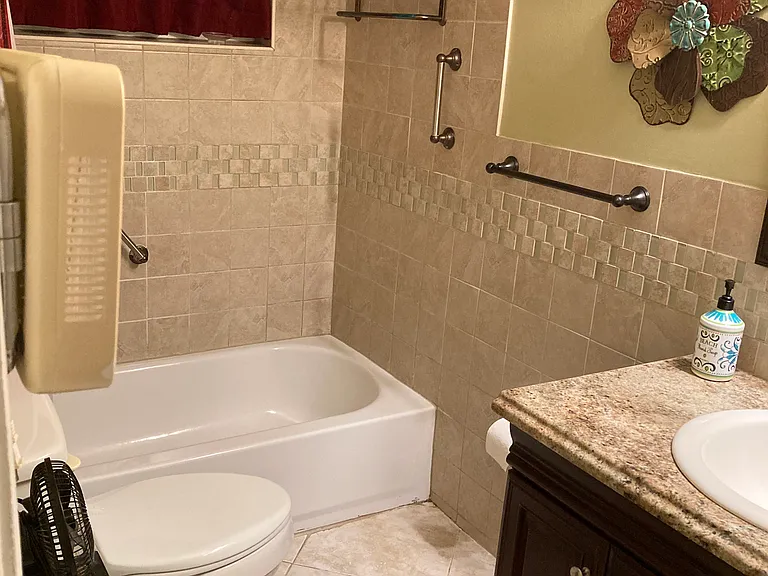 200 NE 14th Ave #222 — Photo 5