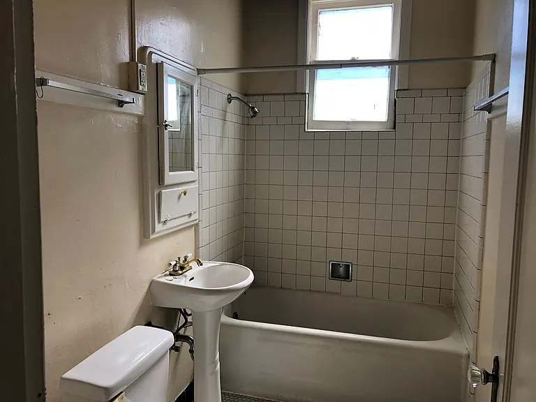 729 Central Ave #203 — Photo 6