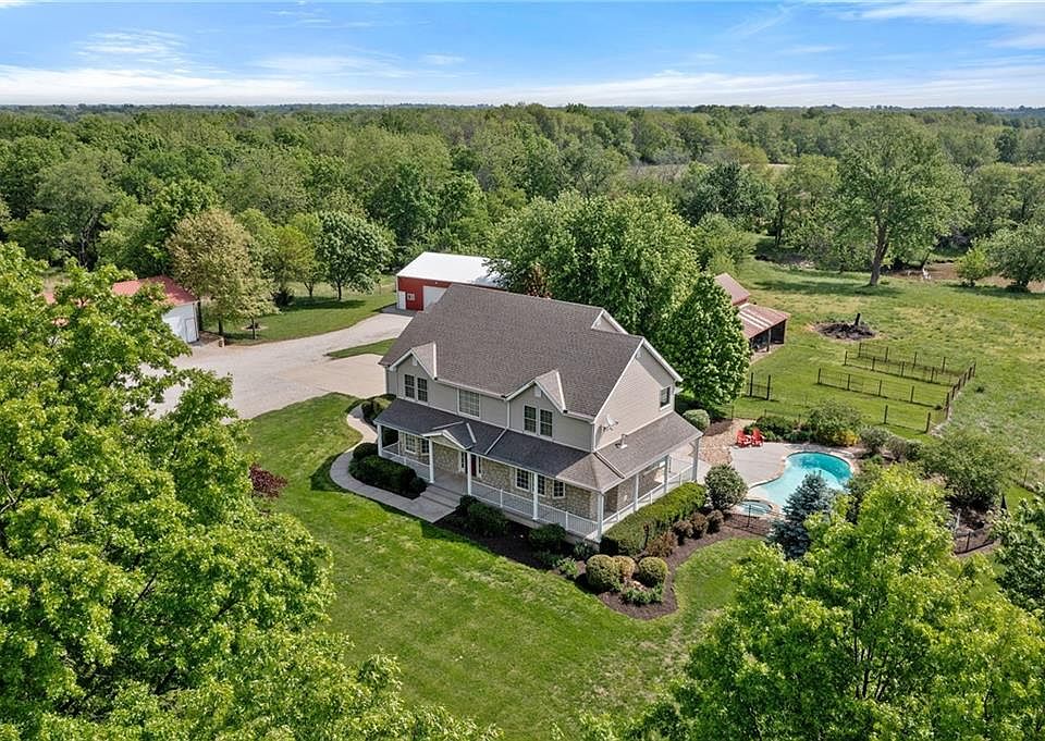 1st image of 35559 Metcalf Rd