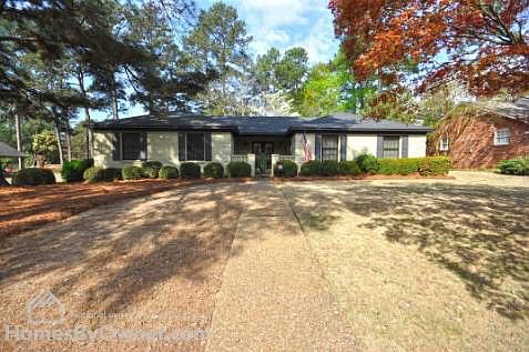 2nd image of 5835 Canterbury Dr