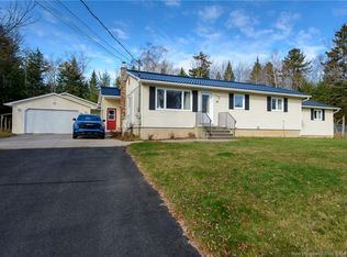 65 Islandview Dr, Fredericton, NB E3G 7R8