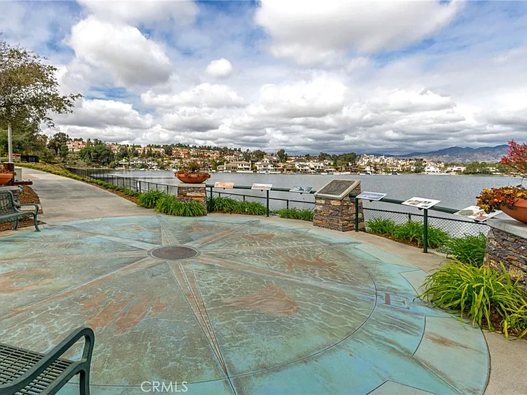 27510 Morro Dr — Photo 38