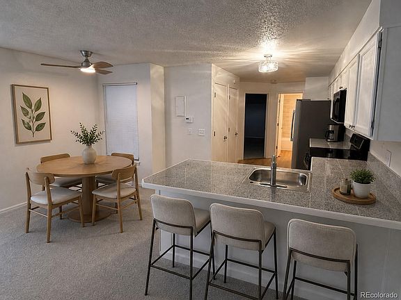 4th image of 910 S Dawson Way #6