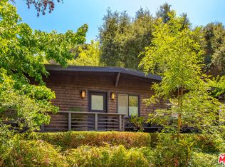 9648 Yoakum Dr, Beverly Hills, CA 90210