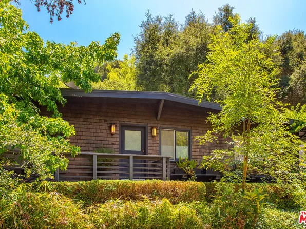 9648 Yoakum Dr, Beverly Hills, CA 90210