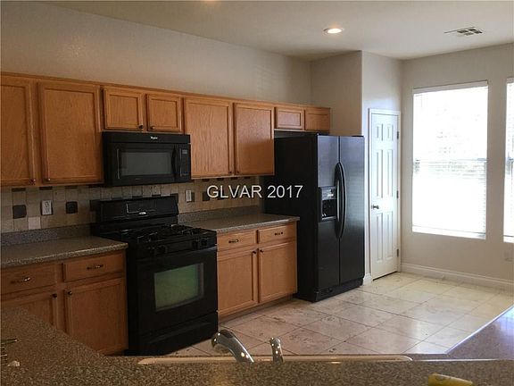 3rd image of 1022 Dawn Valley Dr #0