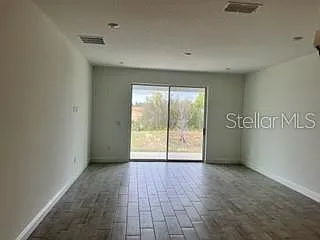 4 bed, 2.5 bath, 1884 sqft, $2,850 — Photo 3