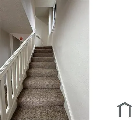740 Middle Ave — Photo 5