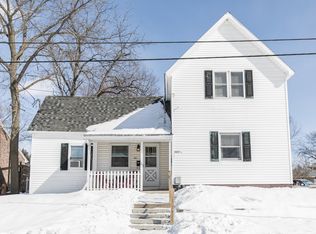 355 3rd St, Marion, IA 52302