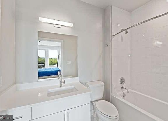 Main bathroom