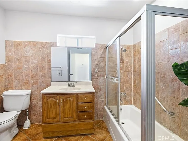 1108 Palm Ln — Photo 26