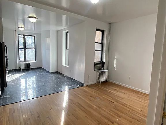 4th image of 452 W 57th St APT 3W
