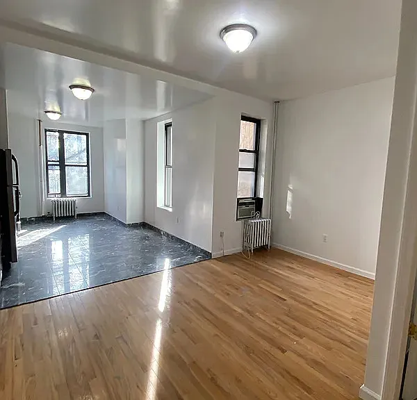452 W 57th St #3W — Photo 4