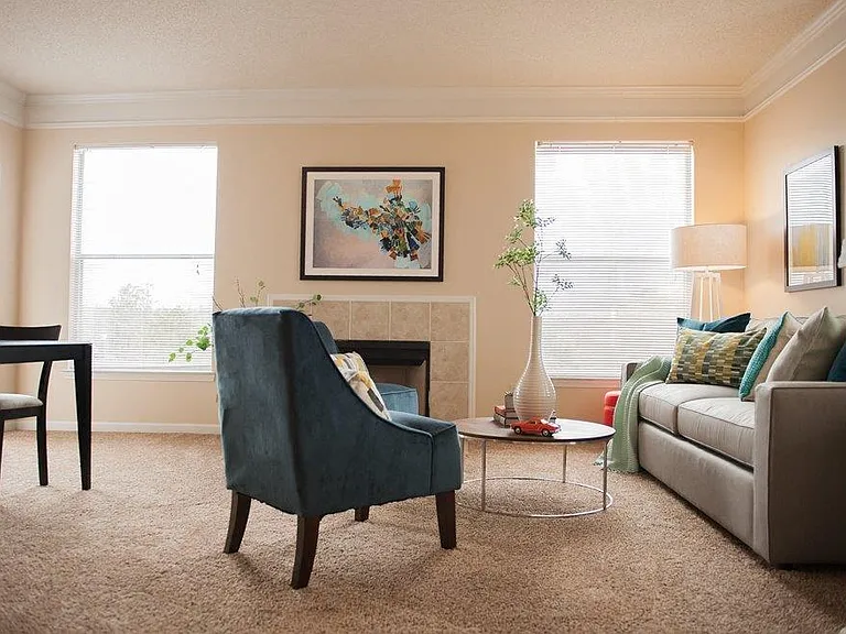 Waterford Place Apartment Homes — Photo 5