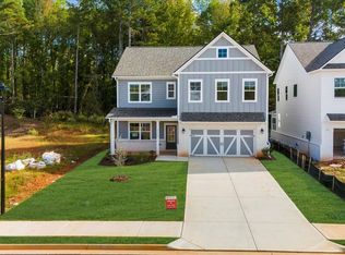 5575 Overview Dr, Flowery Branch, GA 30542