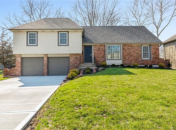 2nd image of 9124 Grandview St