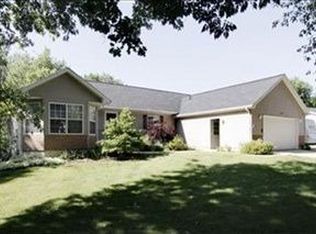 5966 Aster Dr, Battle Creek, MI 49014