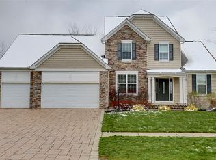 9341 Kenmore Way, North Ridgeville, OH 44039