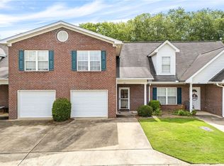 2428 E University Dr APT 304, Auburn, AL 36830