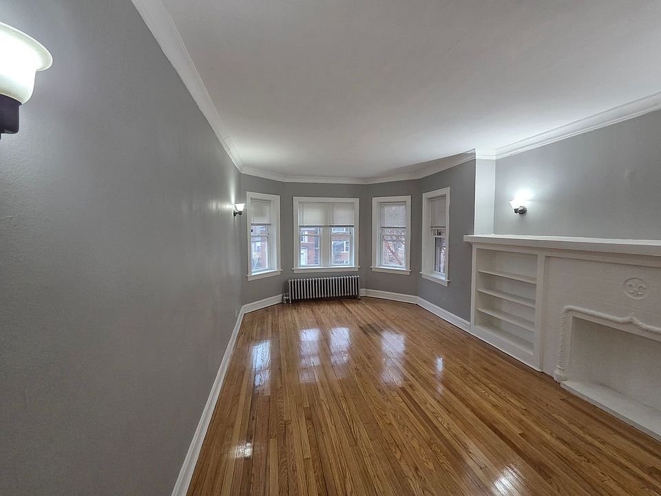 1st image of 7527-29 S Colfax Ave #1325