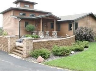 907 Claymore St, Duluth, MN 55804