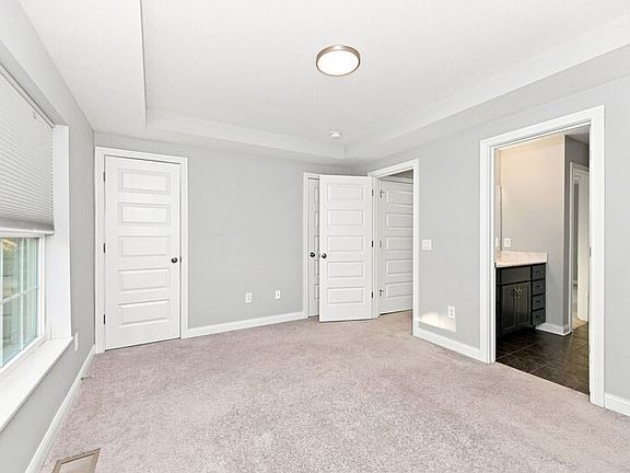 5th image of 24 N Center St