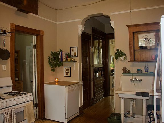5th image of 922 N Francisco Ave #2