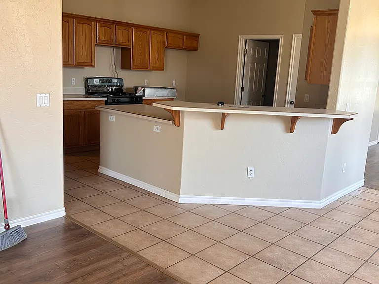 21876 Homesteaders Pl — Photo 3