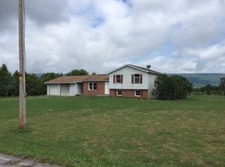 2173 Pikes Peak Rd, Allenwood, PA 17810