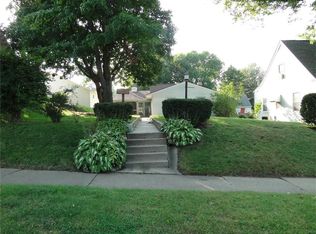 2006 Hamilton St SW, Cedar Rapids, IA 52404