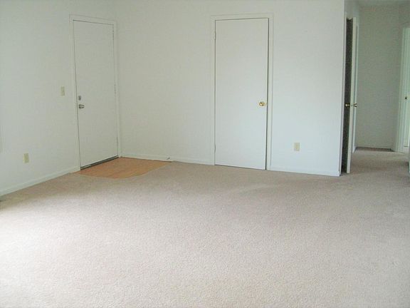 2nd image of 5710 Threasa St