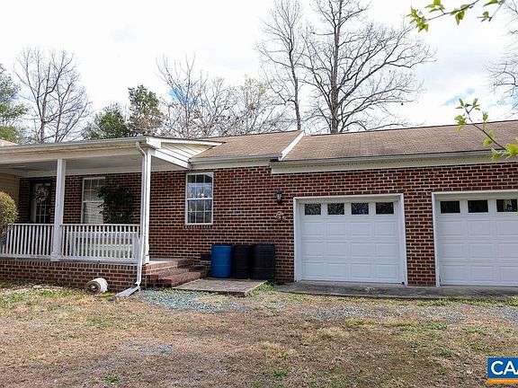 2nd image of 5705 Louisa Rd