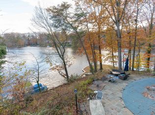 3621 Ridgeway Ter, Falls Church, VA 22044